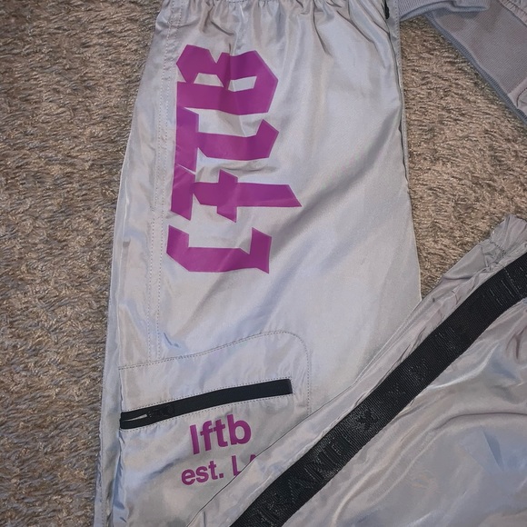 LF Tracksuit - Picture 2 of 4